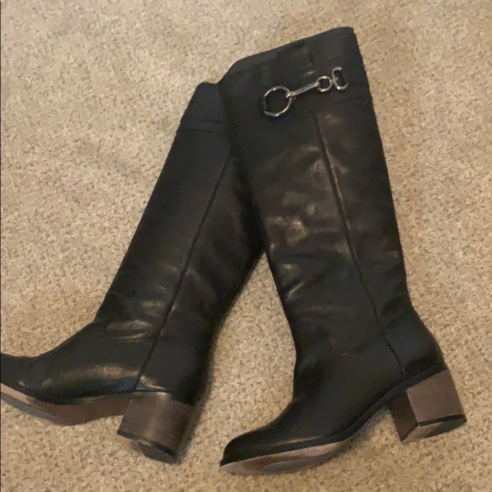 Authentic Coach boots - Picture 3 of 7